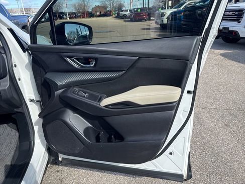 Used 2024 Subaru Ascent Premium w/ Convenience Package image 45