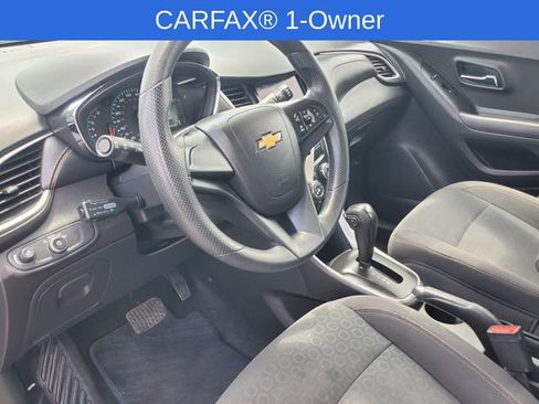 Used 2020 Chevrolet Trax LS FWD image 8