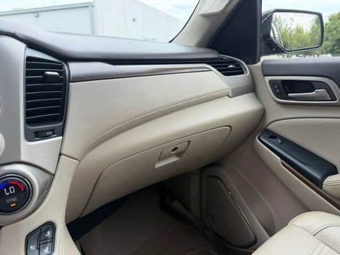 Used 2019 GMC Yukon Denali w/ Open Road Package AWD/4WD image 11