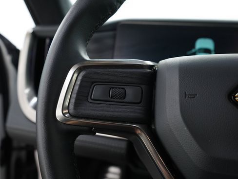 Used 2022 Rivian R1T Adventure AWD/4WD image 25