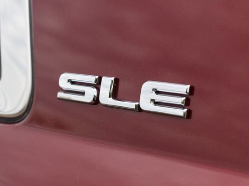 Used 2016 GMC Yukon SLE w/ Convenience Package AWD/4WD image 10