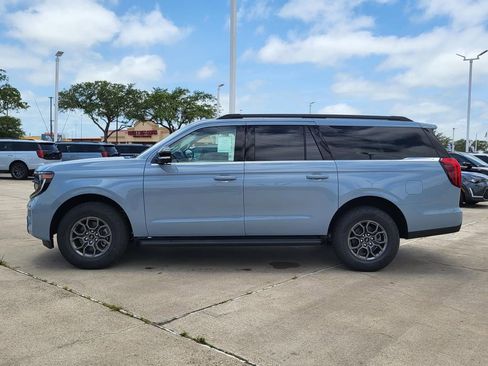 New 2026 Ford Expedition Max Active RWD image 2
