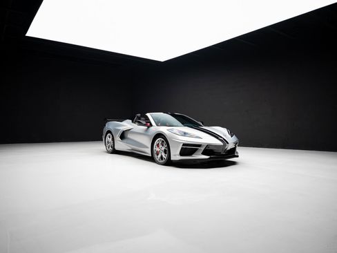 Used 2023 Chevrolet Corvette Stingray Premium Conv w/ Z51 Performance Package RWD image 79