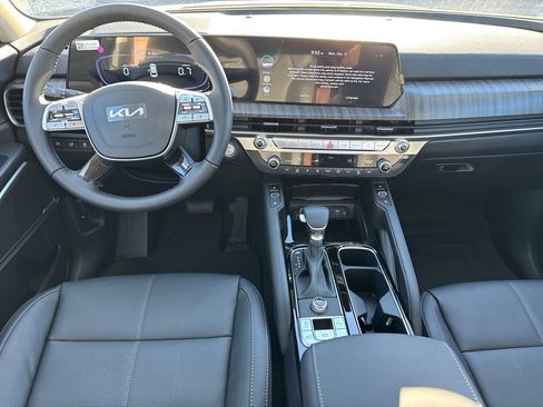 New 2025 Kia Telluride EX w/ EX Captain's Chair Package image 24