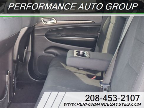 Used 2015 Jeep Grand Cherokee Laredo w/ Quick Order Package 23E AWD/4WD image 27
