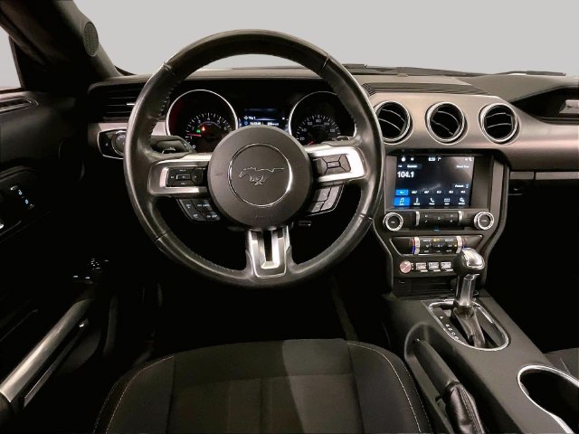 Used 2018 Ford Mustang Coupe w/ Equipment Group 101A RWD image 5