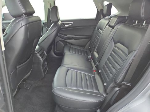 Used 2023 Ford Edge SEL image 18