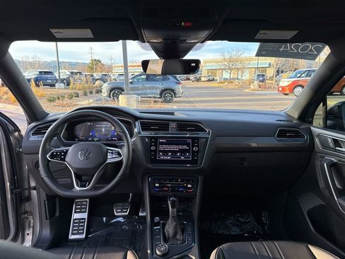 Certified 2024 Volkswagen Tiguan SE R-Line image 13