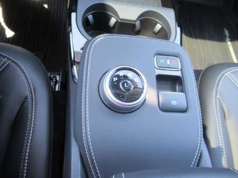 Used 2024 Ford Mustang Mach-E Premium AWD/4WD image 27