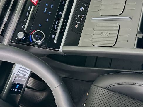 Certified 2026 Hyundai Santa Fe SEL FWD image 16