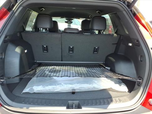 New 2026 Chevrolet Equinox RS w/ Convenience Package III FWD image 15