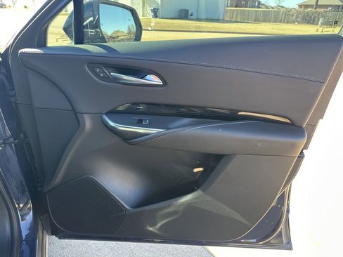 Certified 2024 Cadillac XT4 Luxury w/ Cold Weather Package image 40