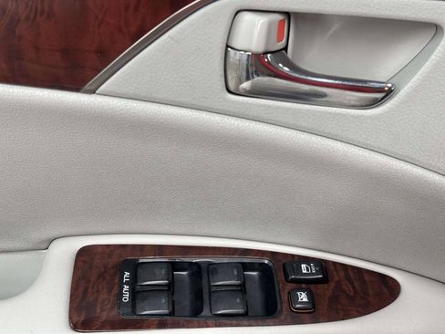 Used 2011 Toyota Avalon FWD image 27