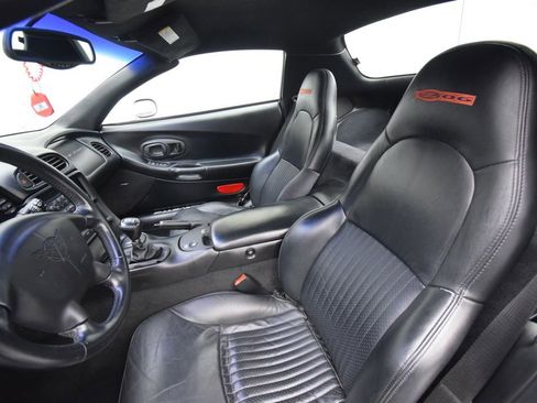 Used 2002 Chevrolet Corvette Z06 w/ Memory Pkg RWD image 16