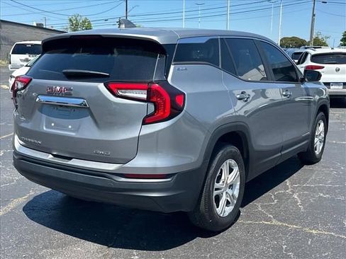 Certified 2024 GMC Terrain SLE AWD/4WD image 11