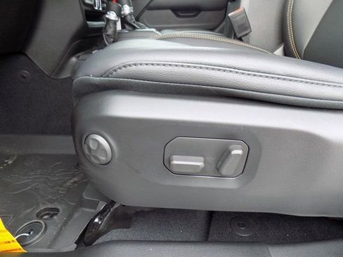 New 2026 Jeep Gladiator Sport image 19