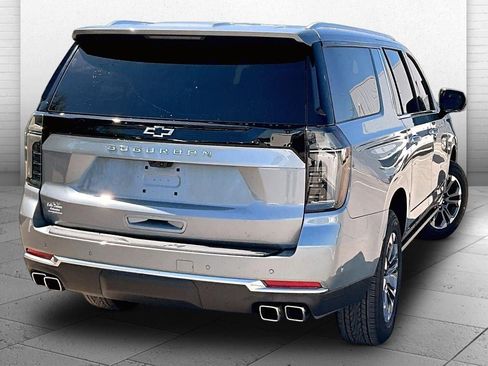 New 2026 Chevrolet Suburban High Country AWD/4WD image 14