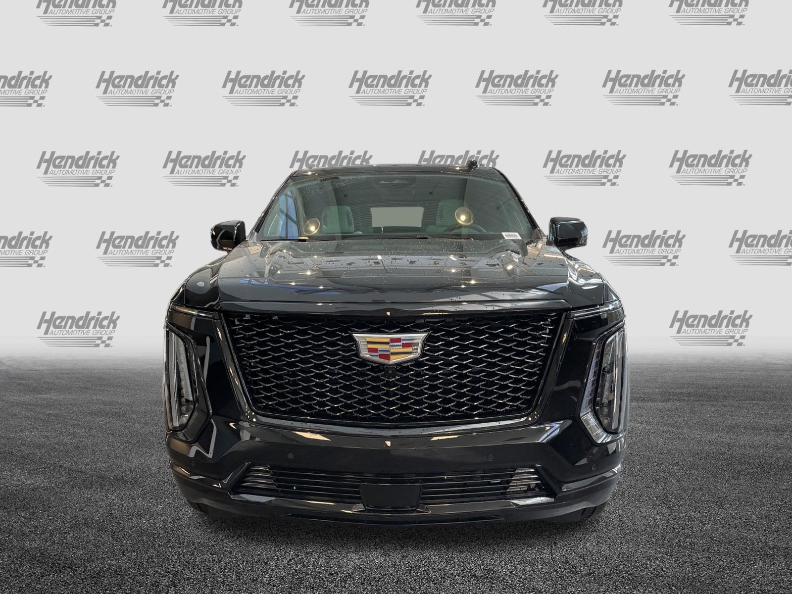 Used 2026 Cadillac Escalade Platinum Sport w/ LPO, ONYX Package AWD/4WD image 3