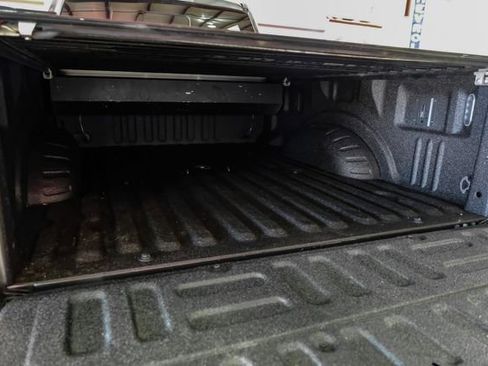 Used 2017 Ford F250 Lariat w/ Lariat Value Package image 46