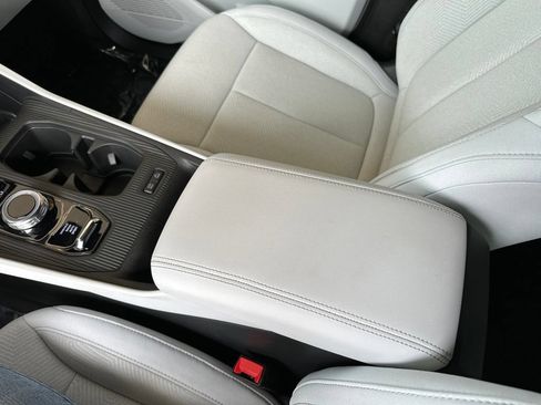 New 2026 Jeep Cherokee Laredo AWD/4WD image 27