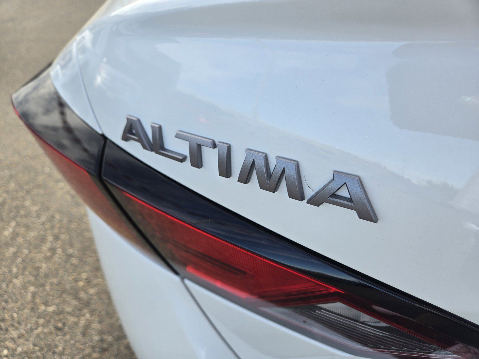 New 2026 Nissan Altima 2.5 SV FWD image 9