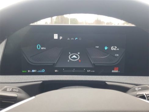 Certified 2022 Kia EV6 Light image 18