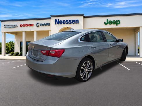 Used 2023 Chevrolet Malibu LT FWD image 7