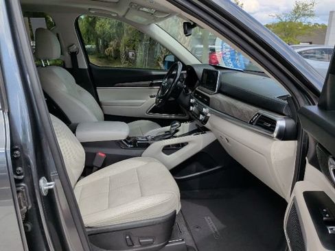 Used 2020 Kia Telluride EX w/ Towing Package FWD image 17