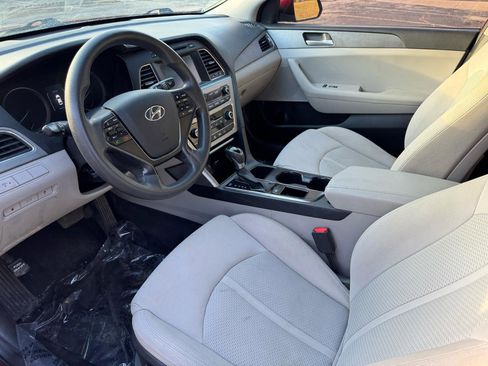 Used 2016 Hyundai Sonata SE FWD image 19