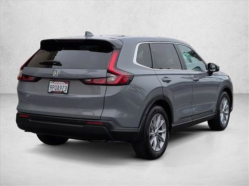 Used 2025 Honda CR-V EX-L image 5