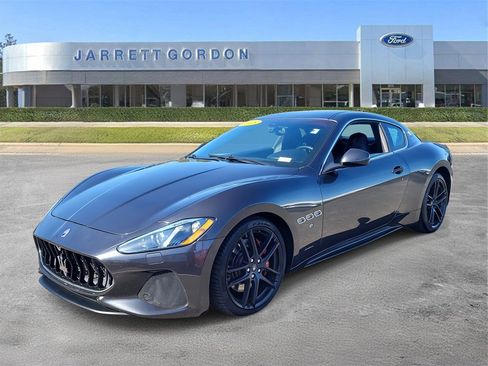 Used 2018 Maserati GranTurismo Sport image 2