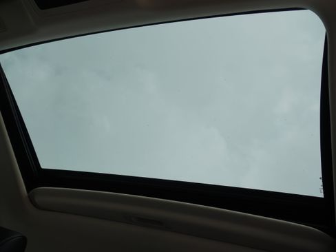 Used 2019 Lexus ES 350 w/ Accessory Package 2 image 17