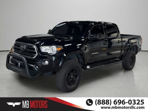 Used 2019 Toyota Tacoma SR5 AWD/4WD image 1