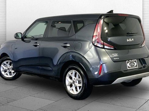Certified 2025 Kia Soul LX image 11