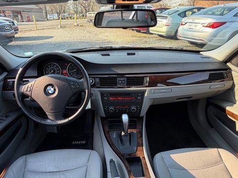 Used 2011 BMW 328i Sedan image 15