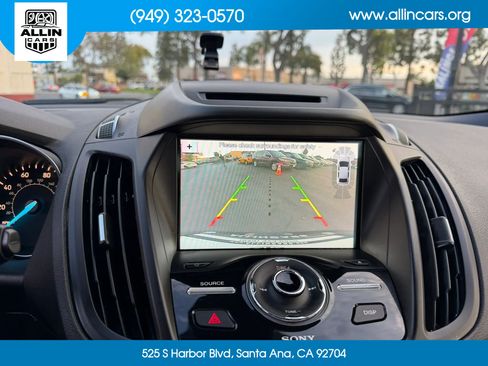 Used 2018 Ford Escape Titanium w/ Ford Safe & Smart Package AWD/4WD image 11