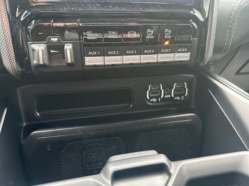 Used 2021 RAM 2500 Limited image 13