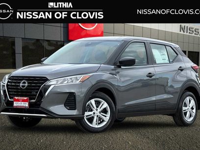 New 2025 Nissan Kicks Play S