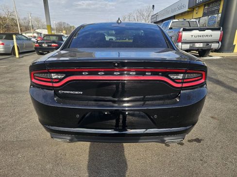 Used 2023 Dodge Charger SXT image 12