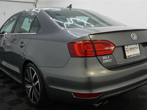 Used 2012 Volkswagen Jetta GLI FWD image 6