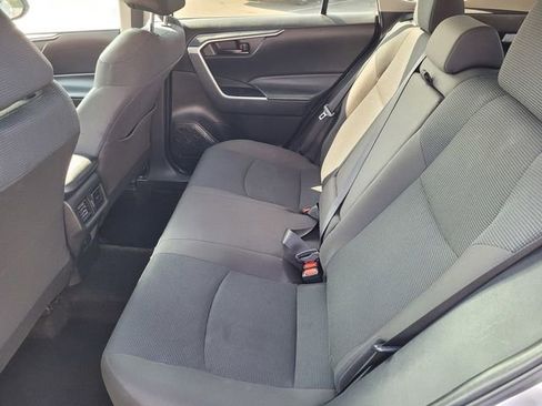 Used 2024 Toyota RAV4 LE image 8
