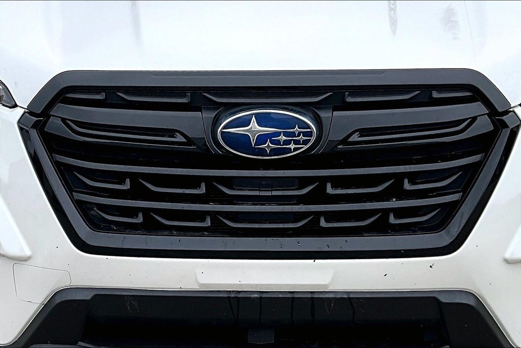 Used 2023 Subaru Forester Premium AWD/4WD image 33