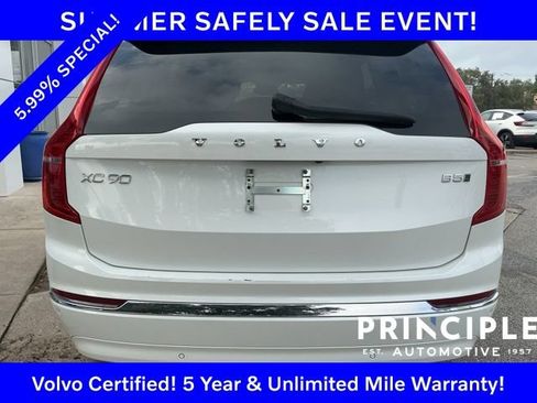 Certified 2024 Volvo XC90 B5 Plus AWD/4WD image 13