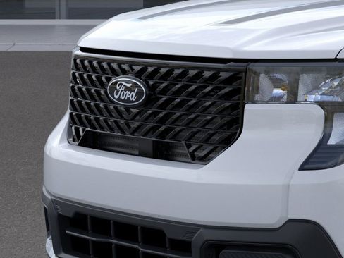 New 2025 Ford Maverick XLT w/ XLT Luxury Package AWD/4WD image 18