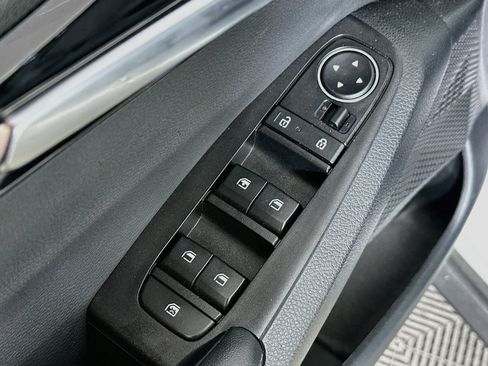 Certified 2024 Kia Seltos S FWD image 18