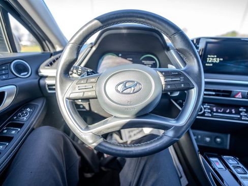 Certified 2023 Hyundai Sonata Limited w/ Cargo Package image 16