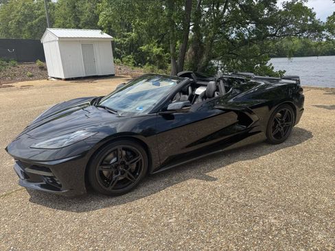 Used 2021 Chevrolet Corvette Stingray Preferred Conv w/ Z51 Performance Package RWD image 18