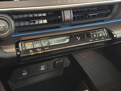 Used 2024 Toyota Prius Limited w/ Limited Premium Package image 27