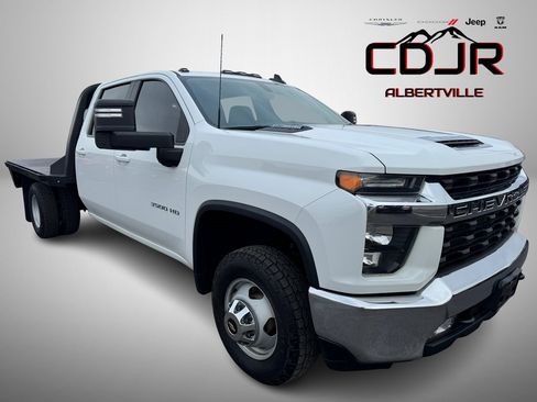 Used 2022 Chevrolet Silverado 3500 LT w/ Convenience Package image 1