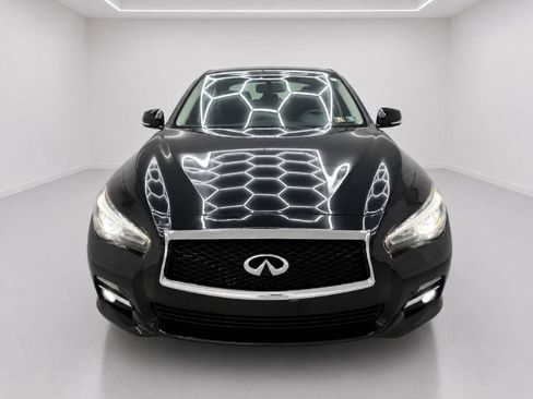 Used 2017 INFINITI Q50 Signature Edition w/ All Weather Package (L93) AWD/4WD image 8